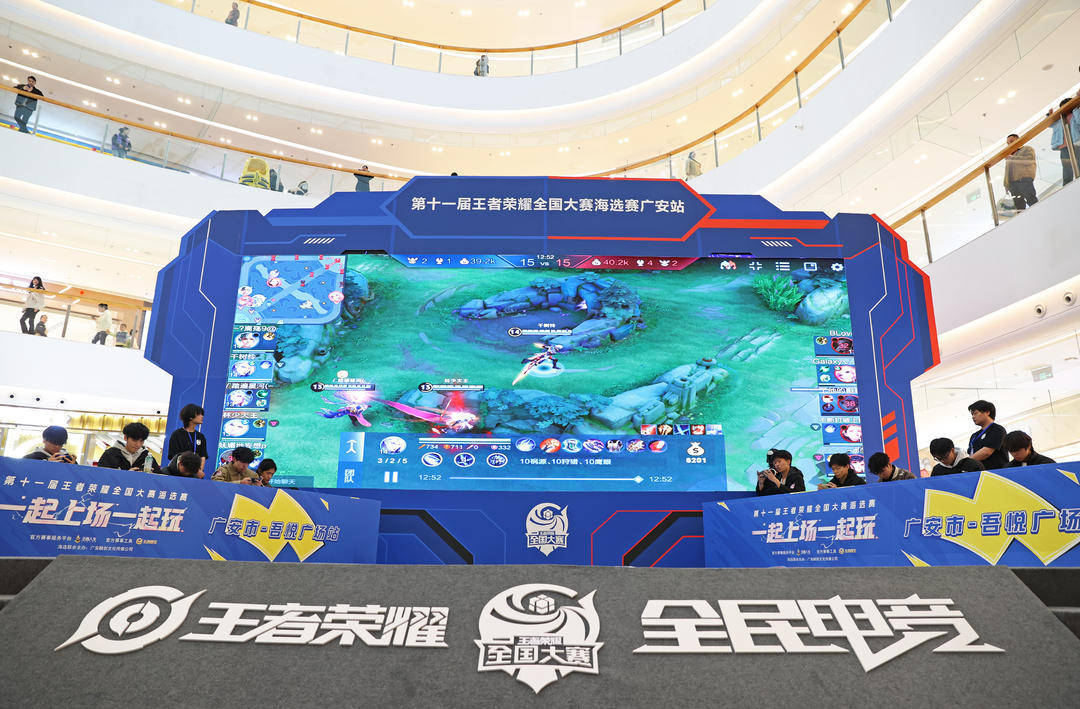 越早控制中路，越早赢得胜利！ Donk 的加时中路龙帮助Spirit拿下地图1